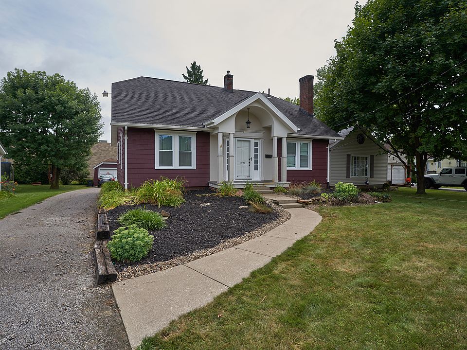 Welcome to 4928 Yukon St.