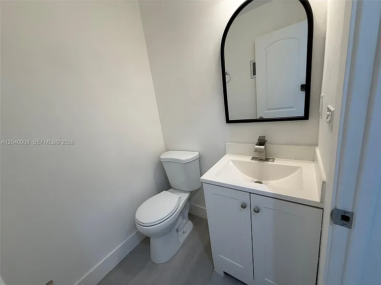 7311 NW 57th Dr — Photo 10