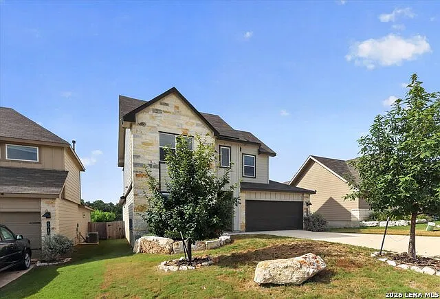 4 bed, 3.0 bath, 2391 sqft, $2,700 — Photo 2