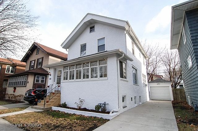 1st image of 720 Carpenter Ave