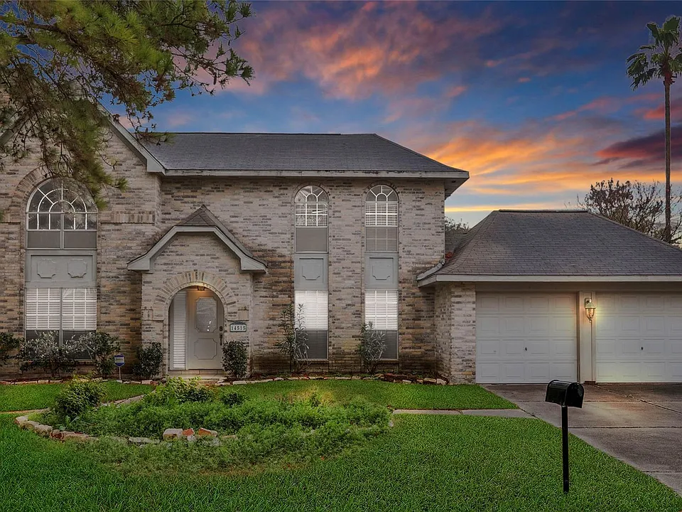 14515 Cypress Meadow Dr