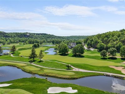 402 Payne Stewart, Lake Ozark, MO, 65049