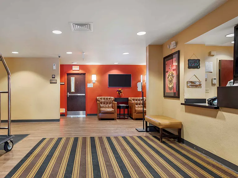 Lobby and Guest Check-in
