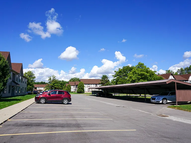 Garfield Commons — Photo 16