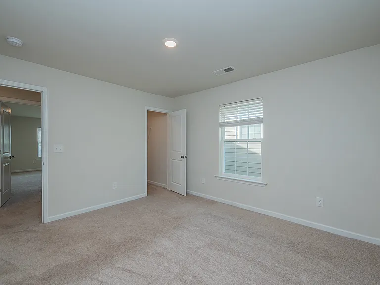 109 Magnolia St — Photo 24