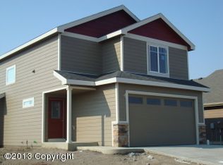723 Sako Dr, Gillette, WY 82718