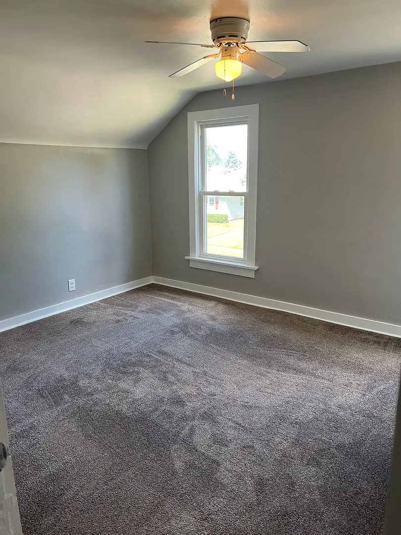 Updated 3 Bedroom home in Bettendorf! — Photo 4