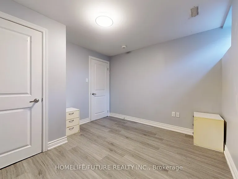 50 Neelands Cres #BASEMENT — Photo 8