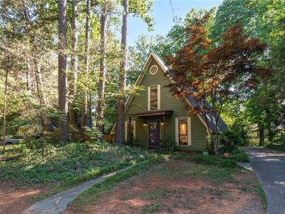 2286 Bethabara Rd, Winston Salem, NC, 27106