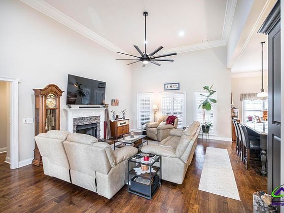 4th image of 68 Will Way