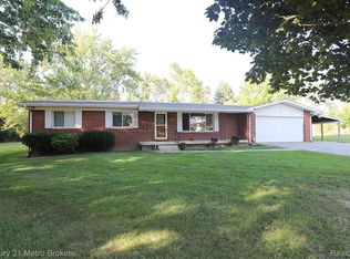 G 3366 W Court St, Flint, MI 48532