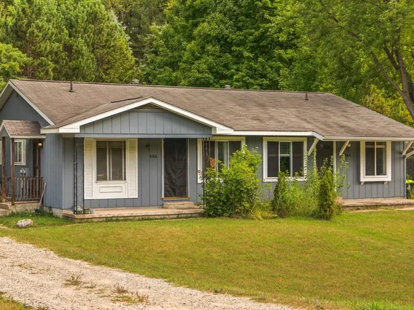4364 Wyatt Rd, Traverse City, MI 49684