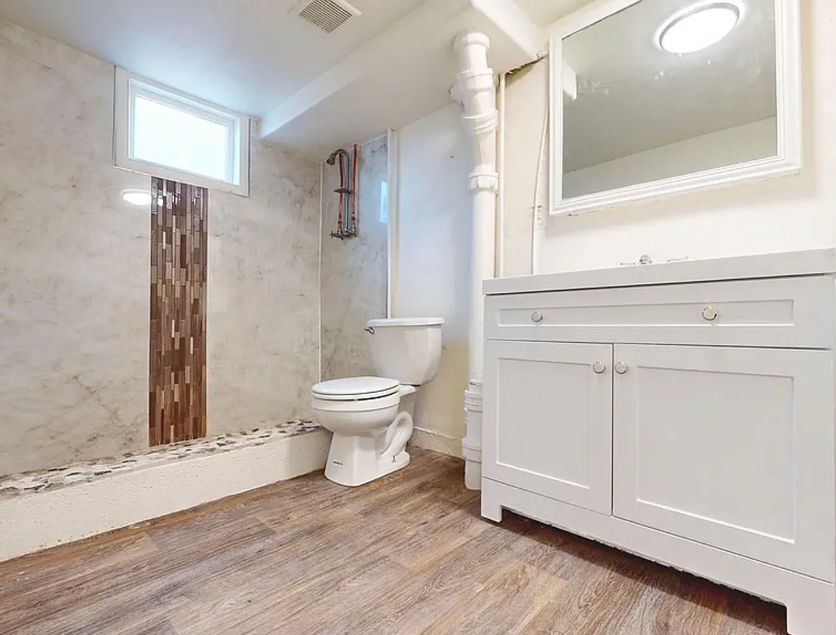 3 bed, 1700 sqft, $2,095 — Photo 4