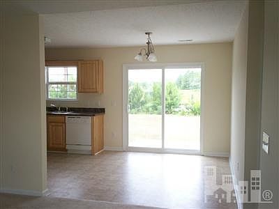 3rd image of 9493 NE Huckabee Court