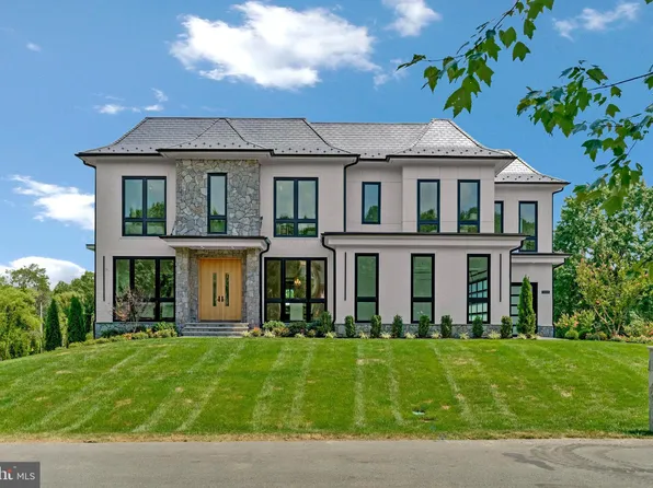 5265 Chandley Farm Cir, Centreville, VA 20120