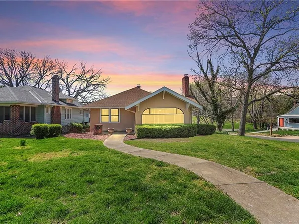 1445 W 50th Ter, Kansas City, MO 64112