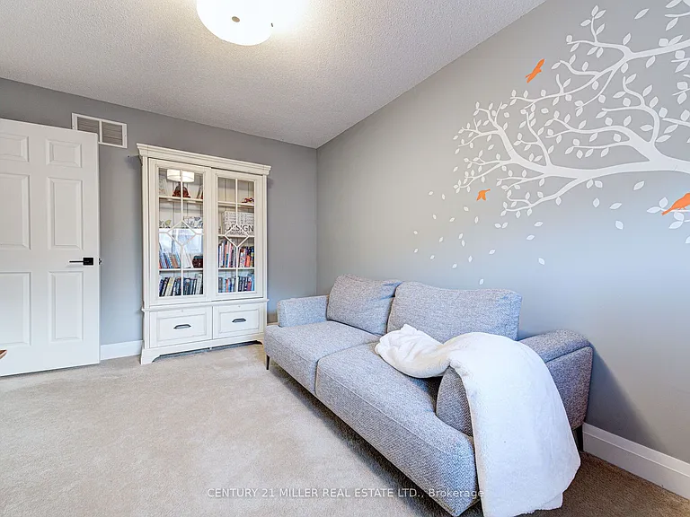 4673 Leanna Heights Rd — Photo 34