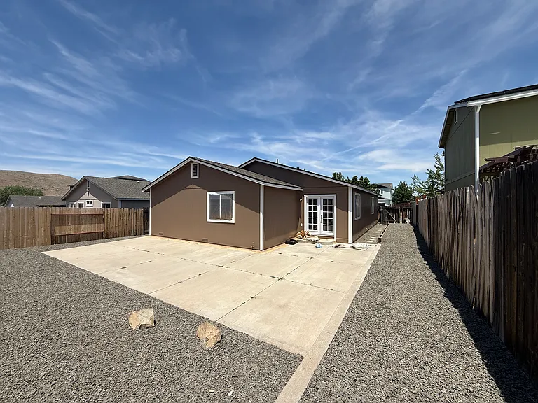 7940 Mariner Cove Dr — Photo 15