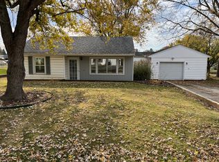 4216 Fairview Dr, Bartonville, IL 61607