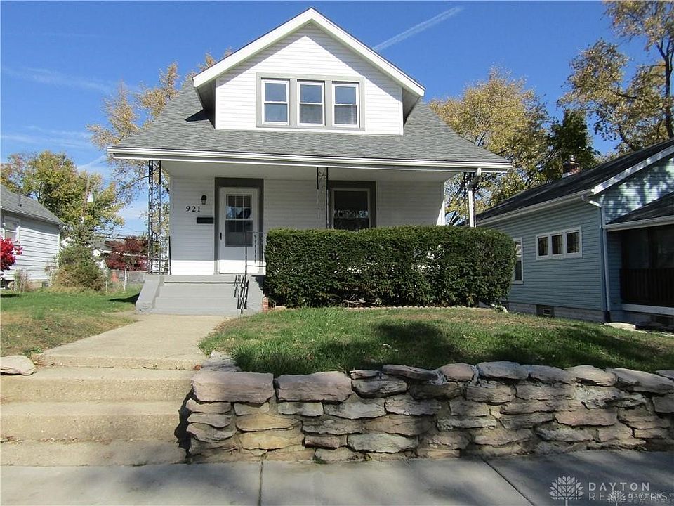 1st image of 921 Weng Ave