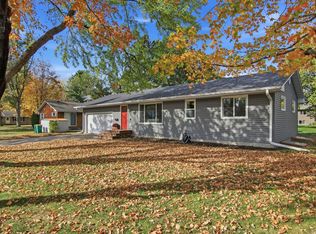 817 Sunset Ln, River Falls, WI 54022