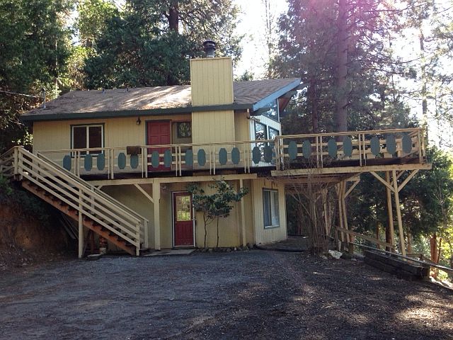 1st image of 17528 Antelope Dr E