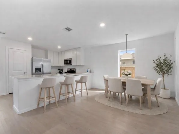 21331 Offida Ln, New Caney, TX 77357