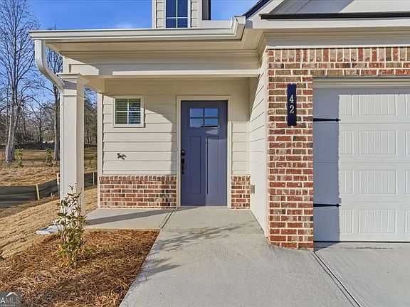 3rd image of 42 Silver Leaf Ln #6