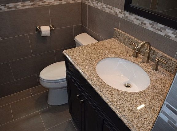 5th image of 6151 N Richmond St #1