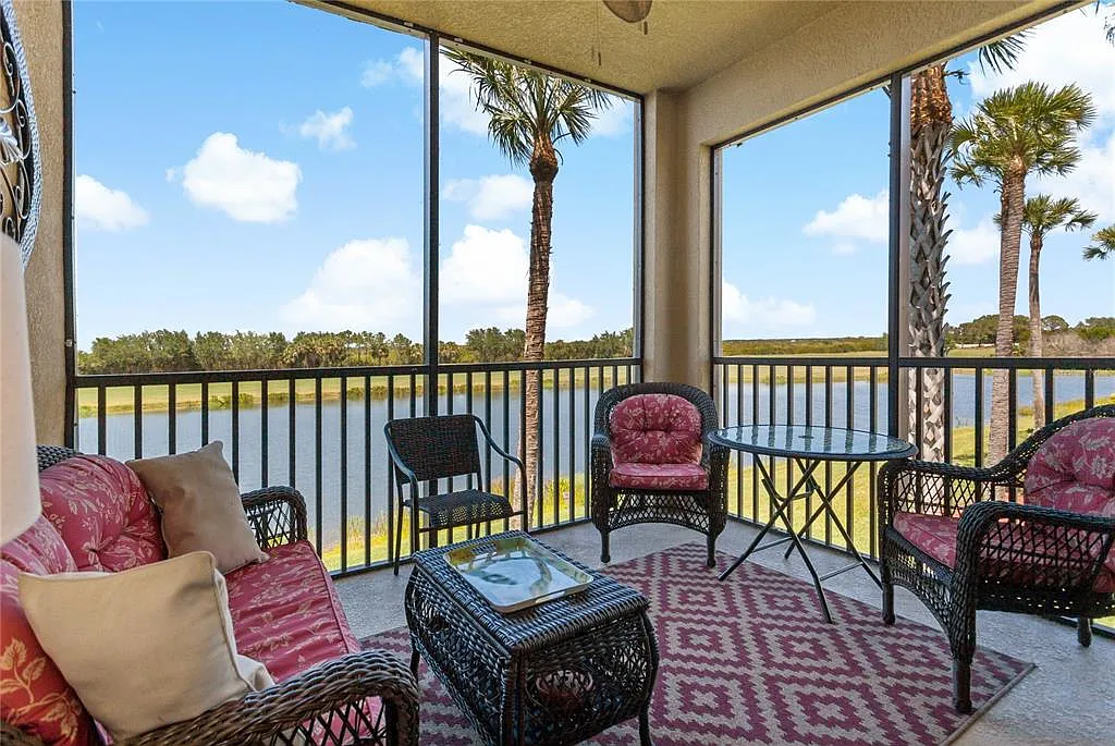 2 bed, 2.0 bath, 1297 sqft, $2,350 — Photo 3