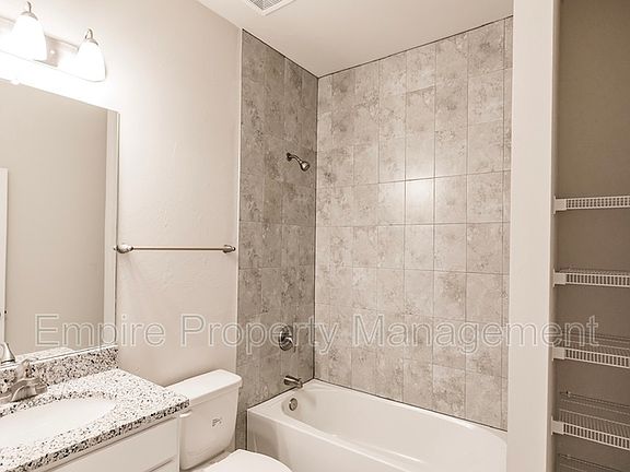 4th image of 3735 SW 11th Pl