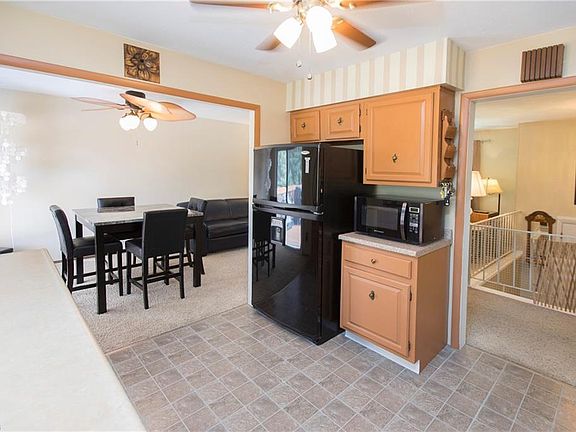 3rd image of 1661 Jacqueline Dr