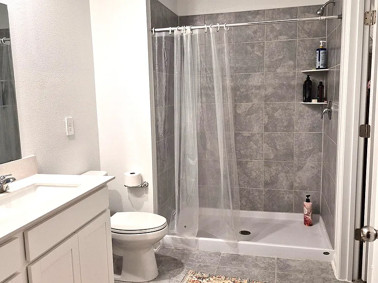 1708 Teagan Ln — Photo 3