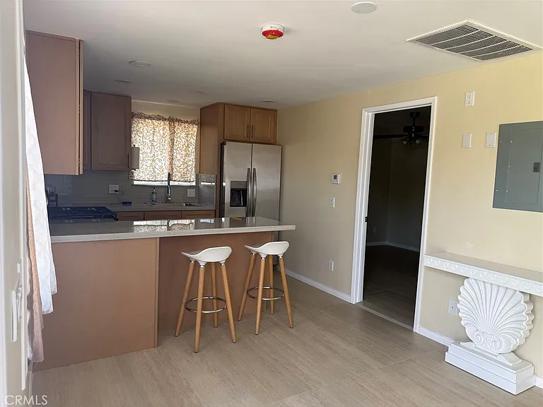 22914 Cantlay St — Photo 12