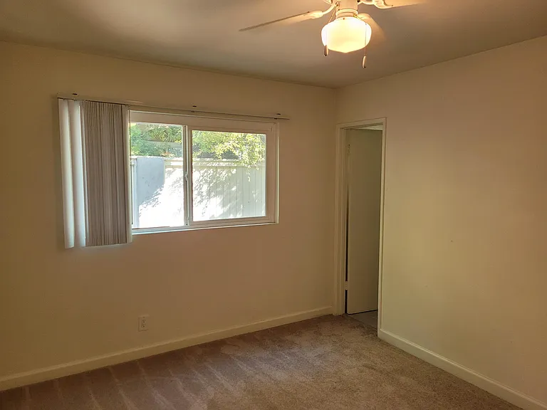 2703 Curtis Ave #B2 — Photo 6