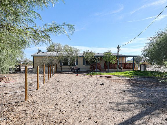 3rd image of 21716 W Narramore Road