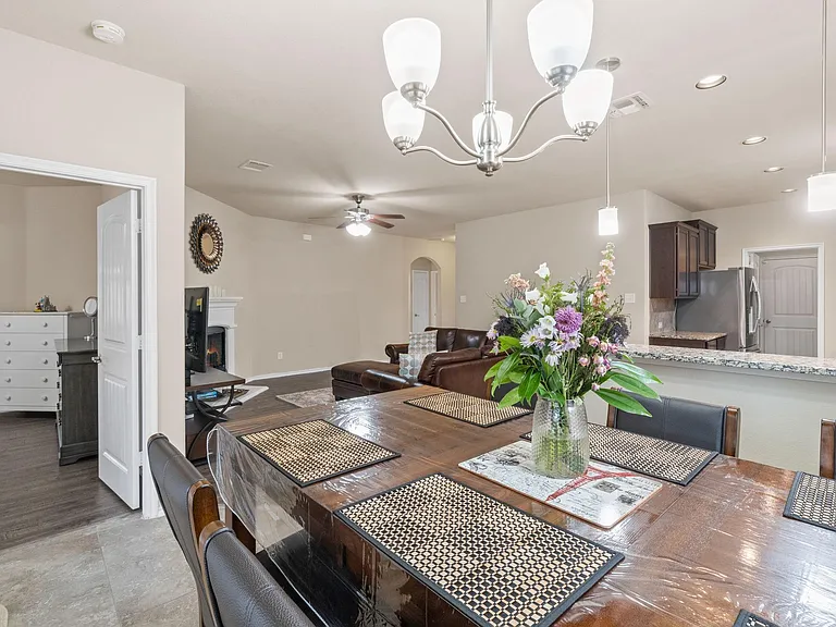 120 Rustic Oak Ln — Photo 10