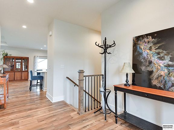 5th image of 5914 N 168th Ave
