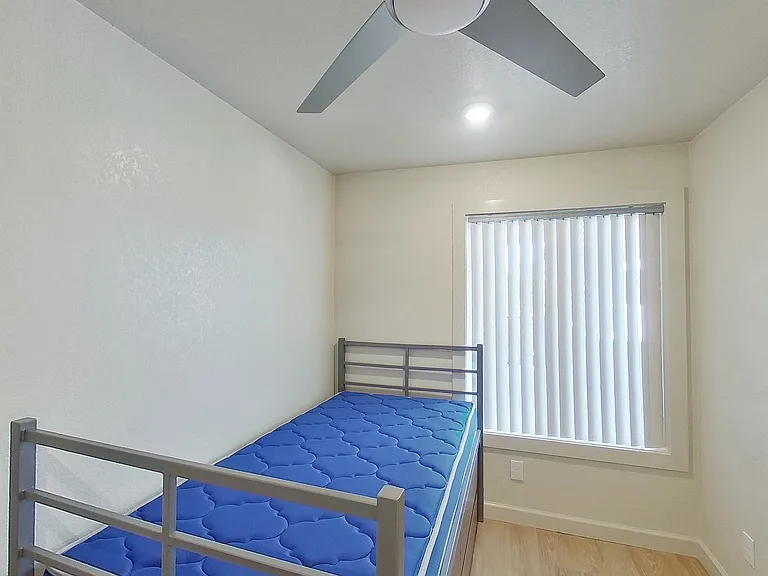 2437 Piedmont Ave — Photo 14