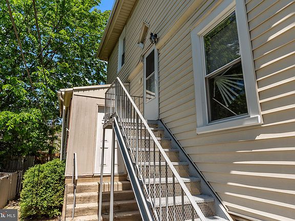 3rd image of 9234 Walker St #36