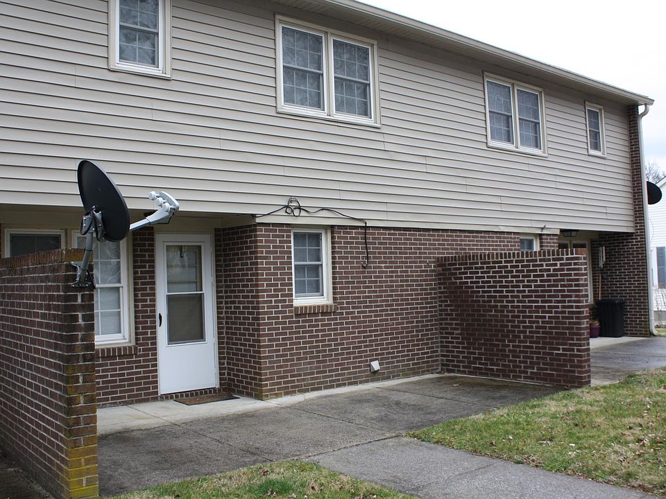 2nd image of 500 E North St APT 2