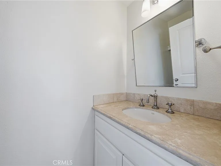 315 Goldenrod Ave #1/2 — Photo 10