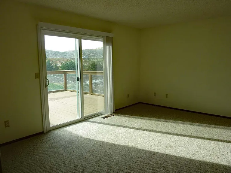 3138 Shoemaker Pl — Photo 5