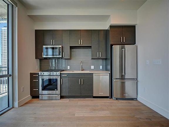 5th image of 222 West Ave #1606