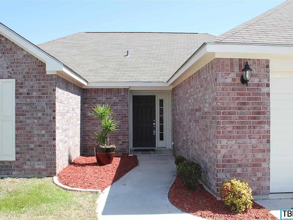 1st image of 1003 Woodhollow Dr