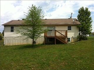 2nd image of 400 Lauderdale Dr