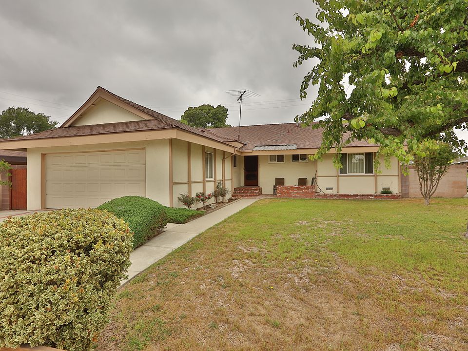 1st image of 10671 Marlington Dr
