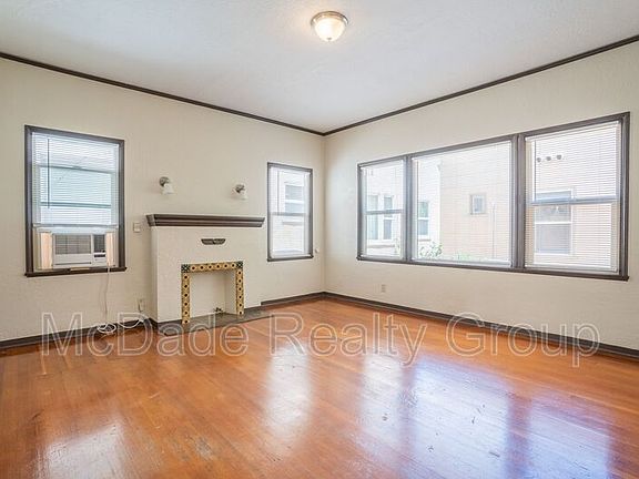 2nd image of 3783-3787 1/2 Park Blvd #3785-3
