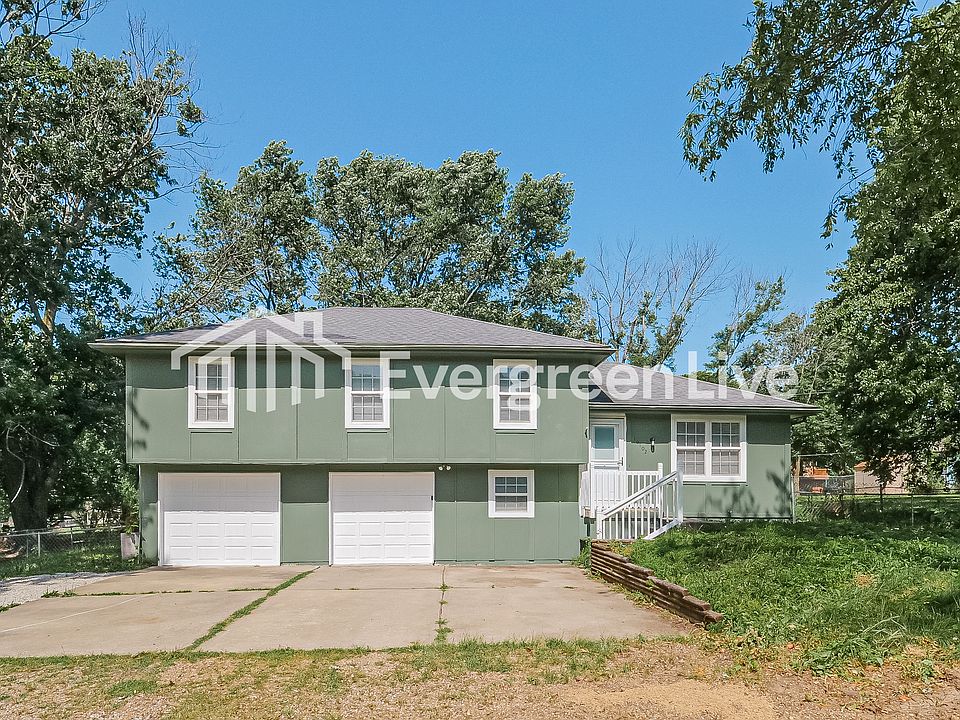 1st image of 16102 Speaker Ave
