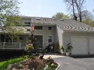 170 Chichester Rd, Huntington, NY 11743